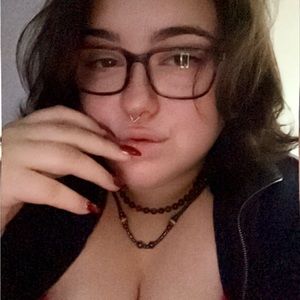 Meet your Posher, Moon